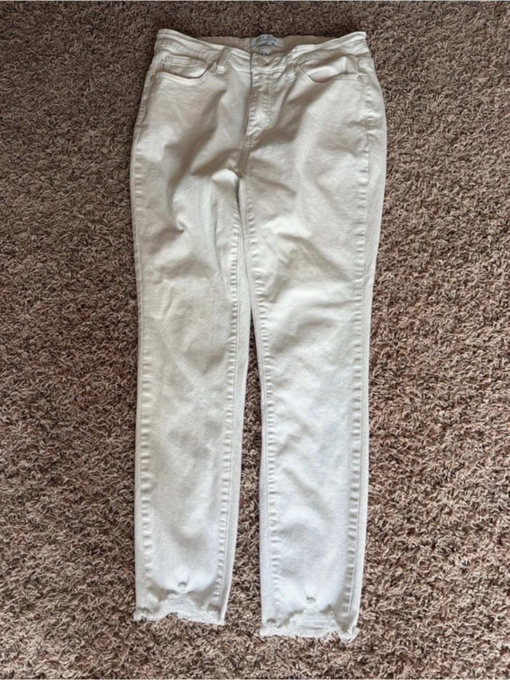 White Judy Blue Jeans 9/29